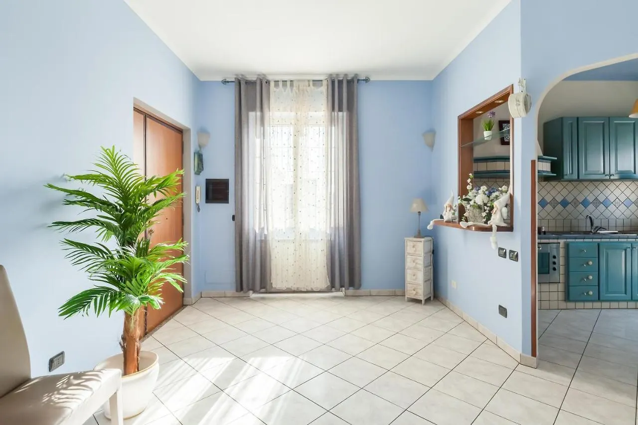 Casa Vacanze Giramondo Fiumicino Apartment