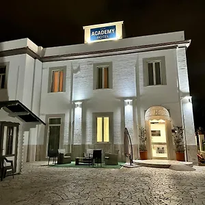 Academy Otel