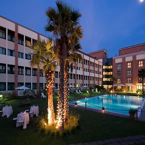 Mercure Leonardo Da Vinci Rome Airport Otel