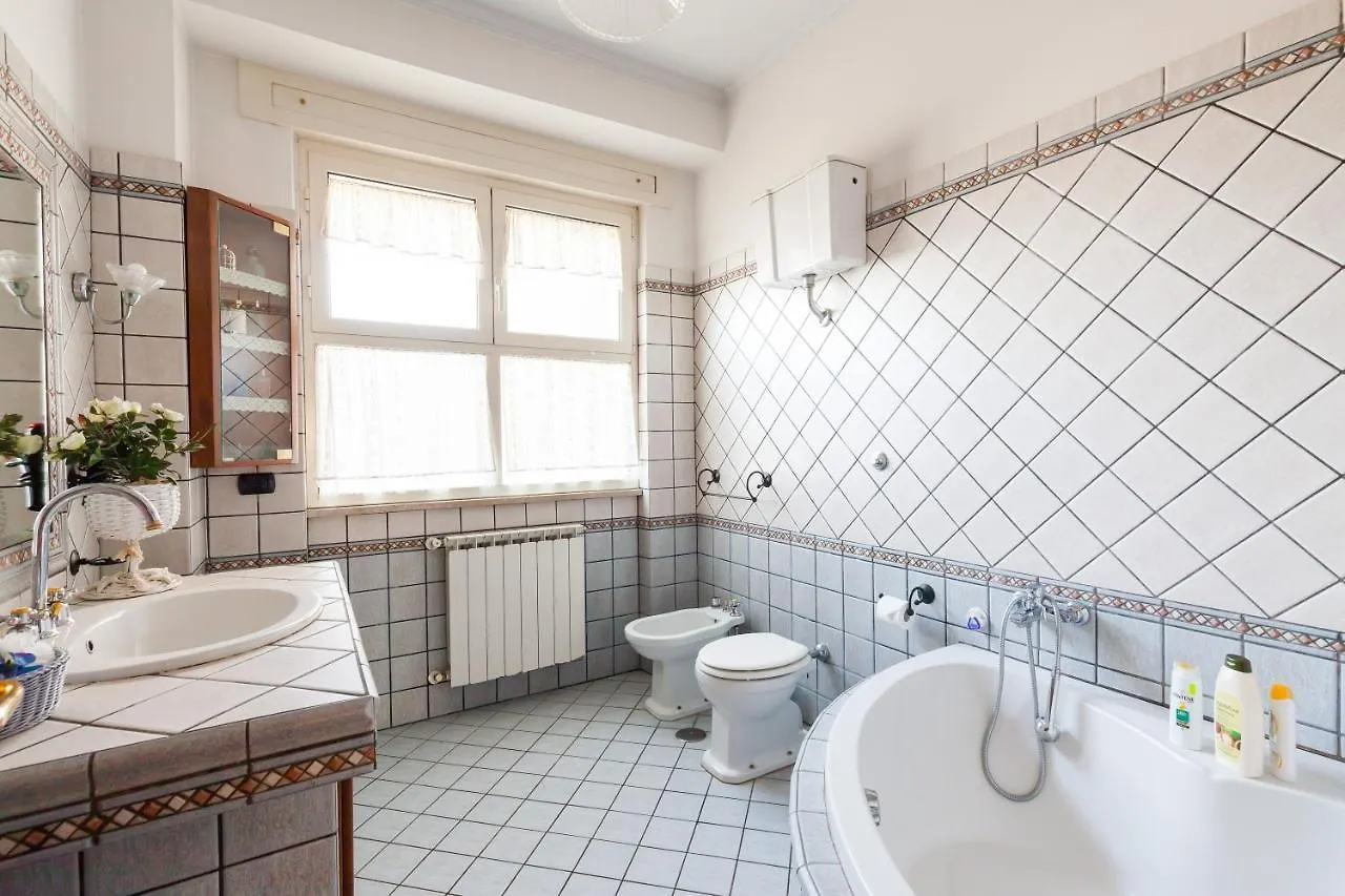 Apartment Casa Vacanze Giramondo Fiumicino Italy