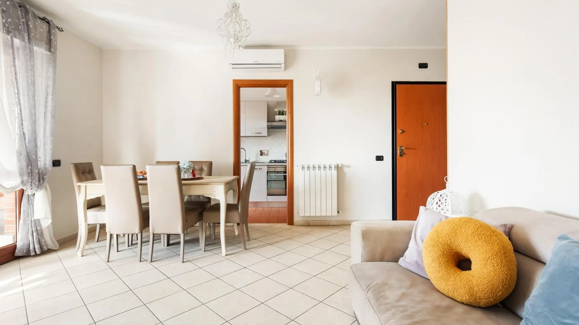 Casa Vacanze Giramondo Fiumicino Italy